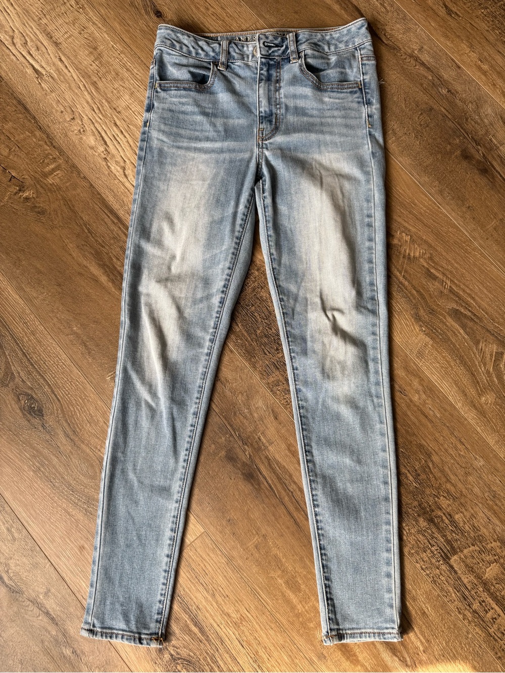 American Eagle Outfitters Light Blue Skinny Jeans